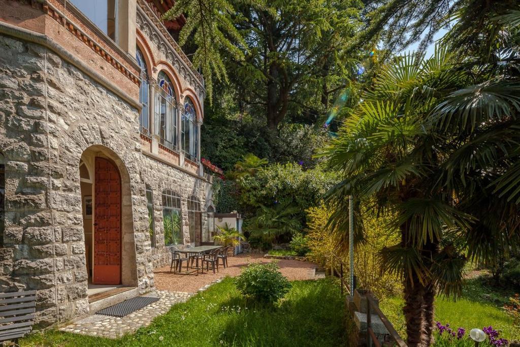 Il Parco E Gli Affreschi Apartamento Varese Exterior foto